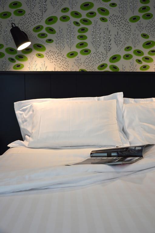 Logis Hotel Du Port Plobannalec Стая снимка