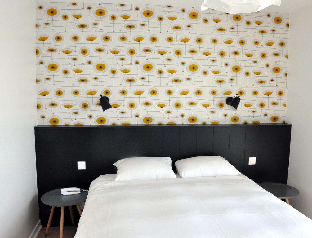 Logis Hotel Du Port Plobannalec Екстериор снимка