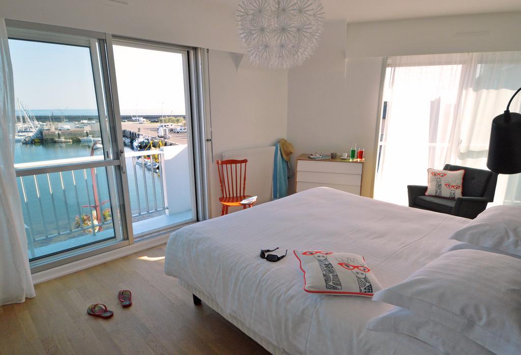 Logis Hotel Du Port Plobannalec Екстериор снимка