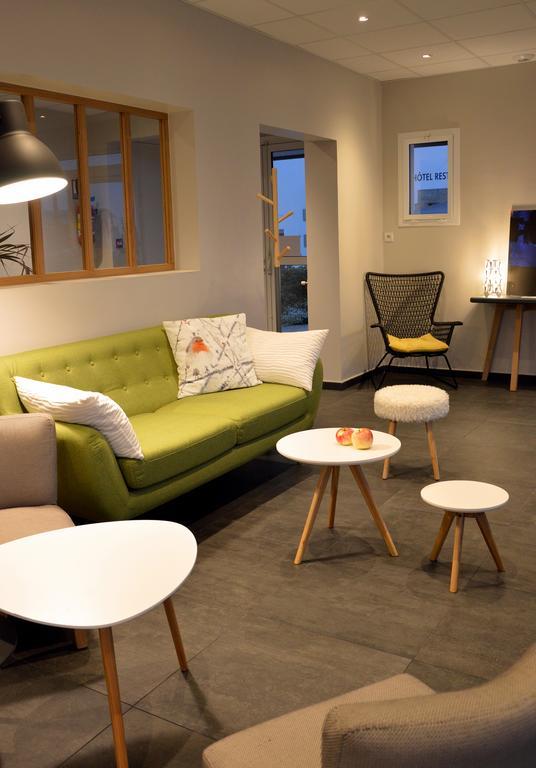 Logis Hotel Du Port Plobannalec Екстериор снимка