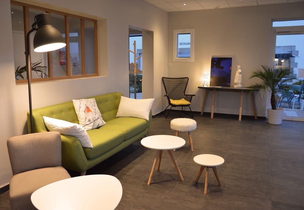 Logis Hotel Du Port Plobannalec Екстериор снимка